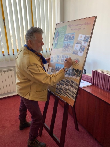 PHOTO-2019-12-18-14-42-15